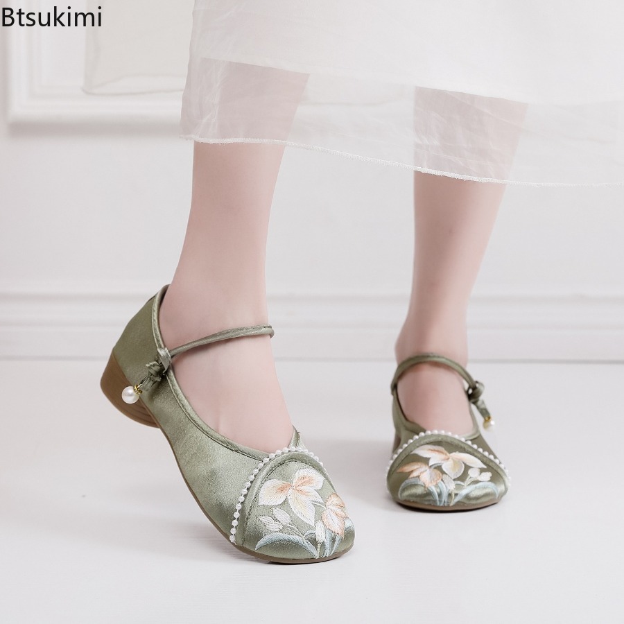 Ethnic Fashion For Ladies - Модные женские туфли на низком каблуке
