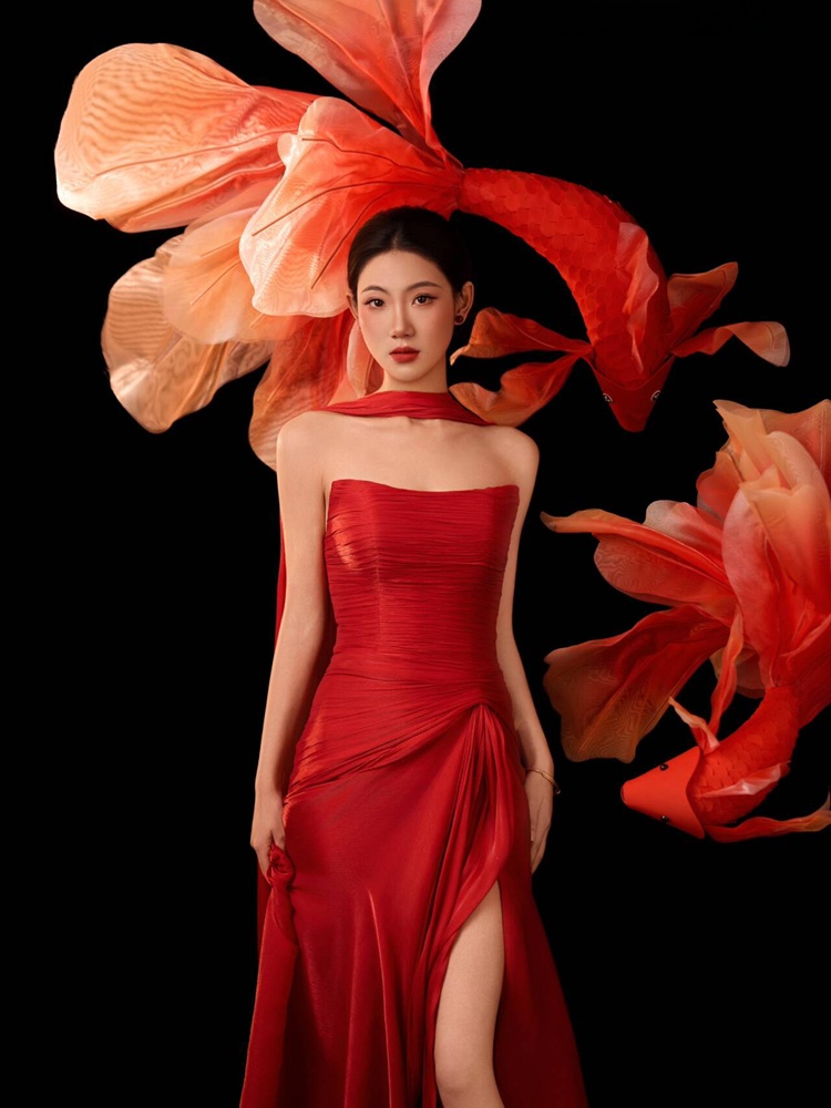 Ethnic Fashion Studio - Новинка 2026: Красное платье в китайском